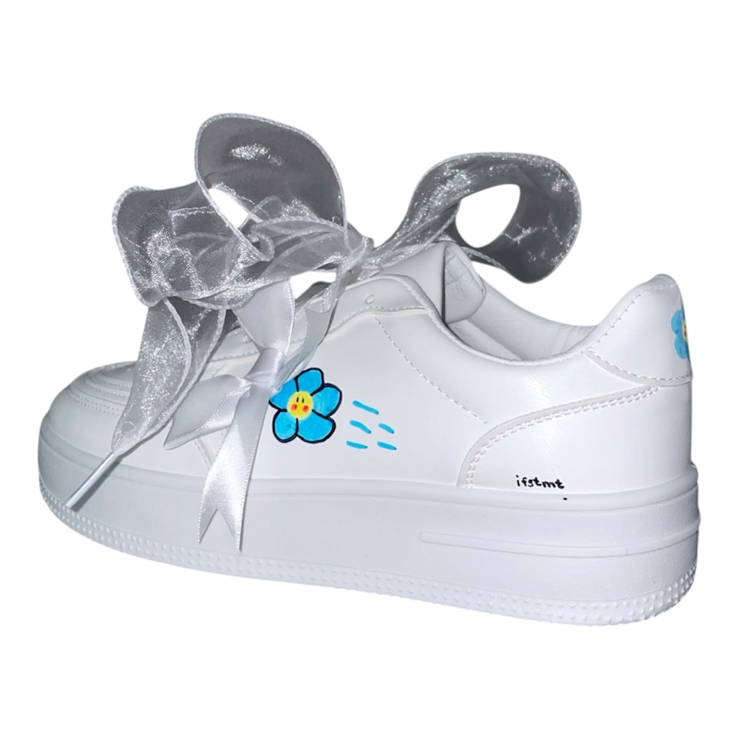 white-sneakers-blueflower-cuteflower-flower-blue-romantic-style-cutedesign-cute-cuteshoes-design-ribbon-princessshoes
