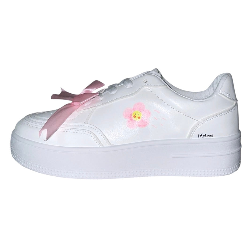 white-sneakers-pinkflower-cuteflower-flower-pink-rosa-cutedesign-cute-cuteshoes-design-ribbon-princessshoes