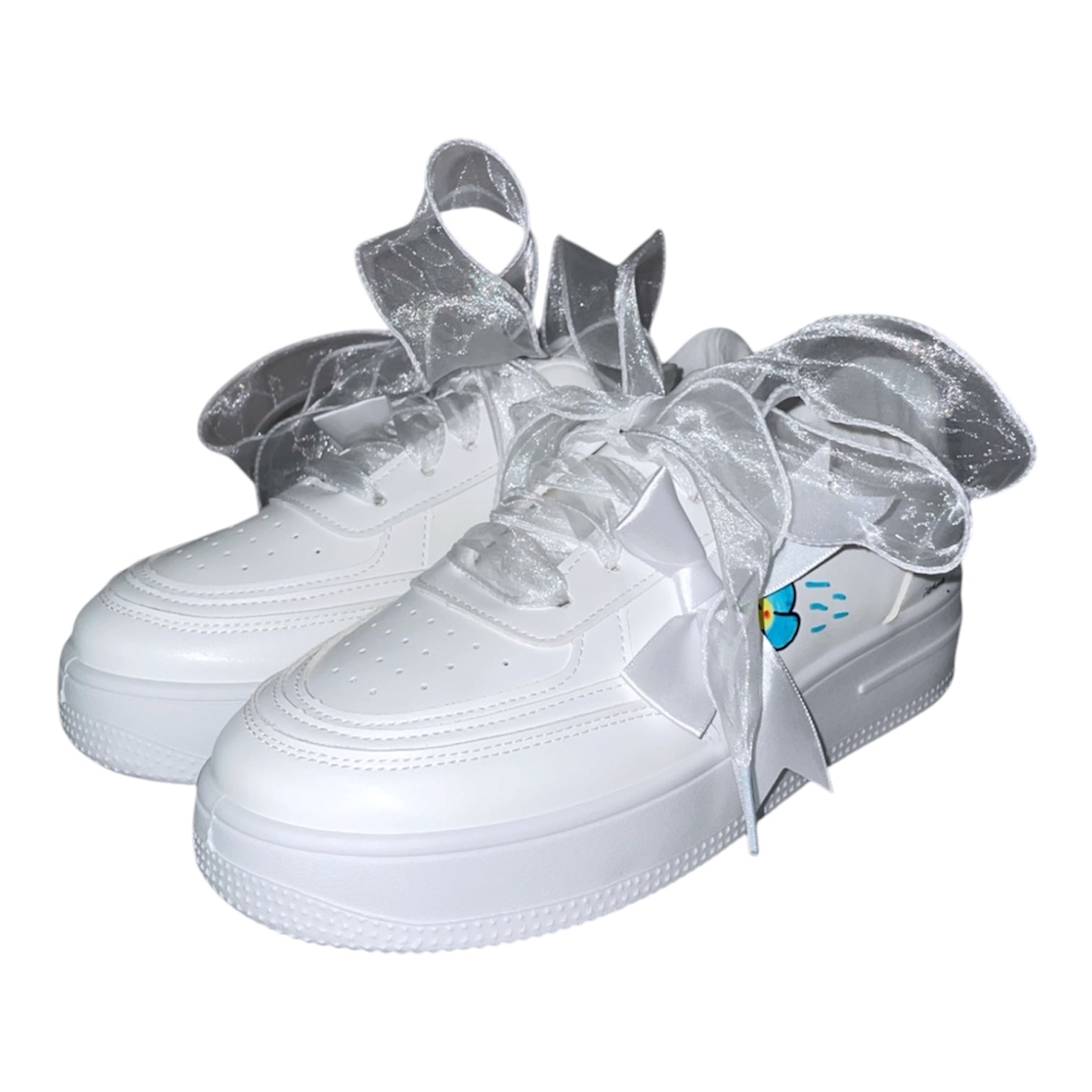 white-sneakers-blueflower-cuteflower-flower-blue-romantic-style-cutedesign-cute-cuteshoes-design-ribbon-princessshoes